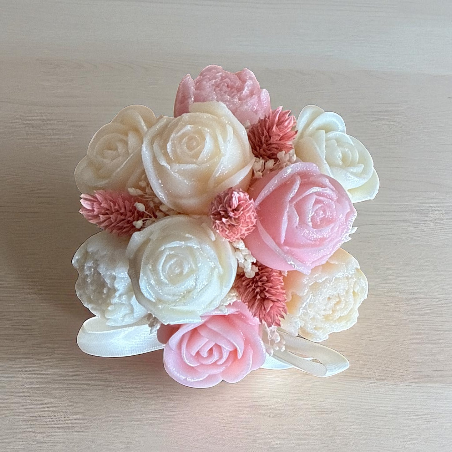 Mini Bouquet “Jardin de Satin”/ Taille du bouquet : environ 12-13 cm