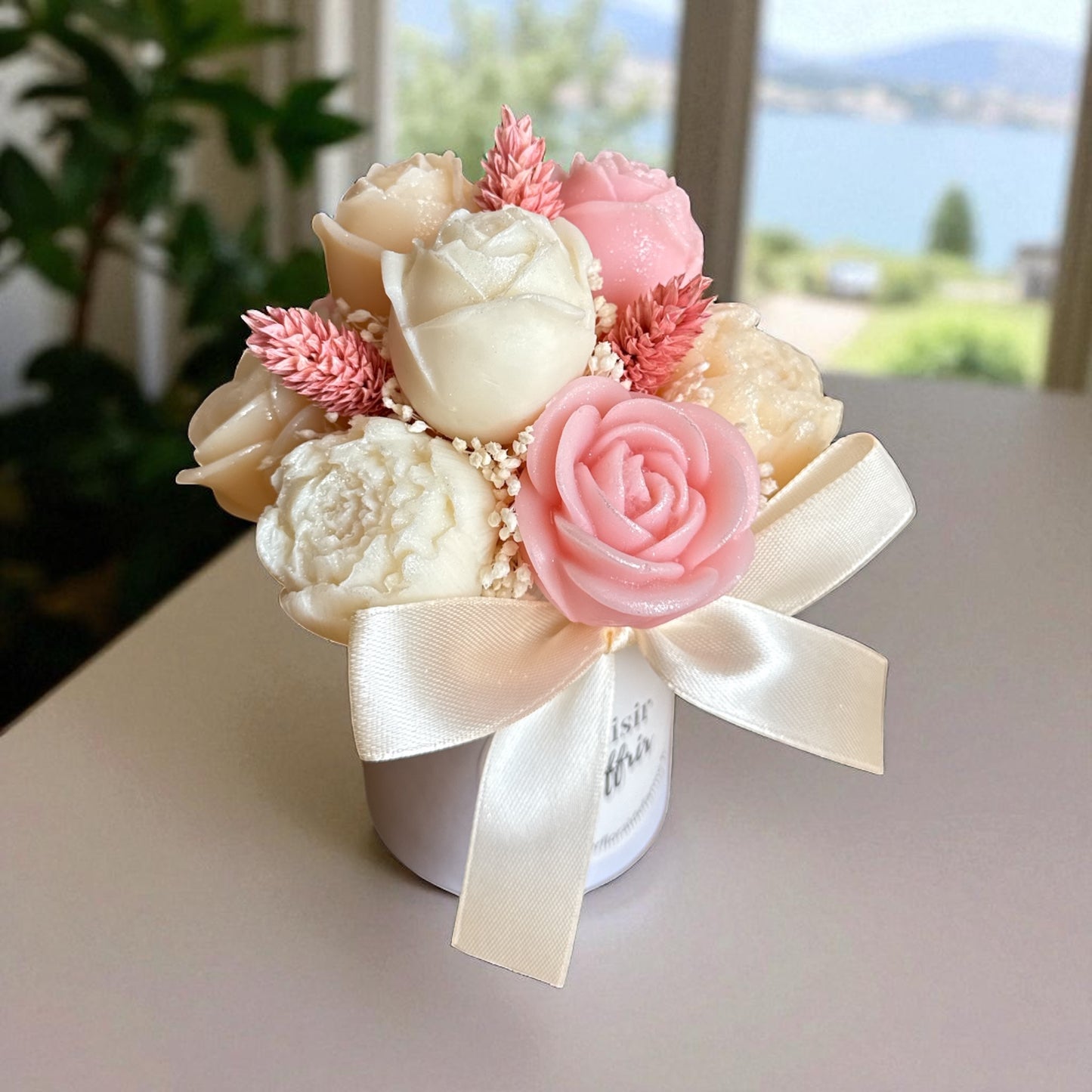 Mini Bouquet “Jardin de Satin”/ Taille du bouquet : environ 12-13 cm