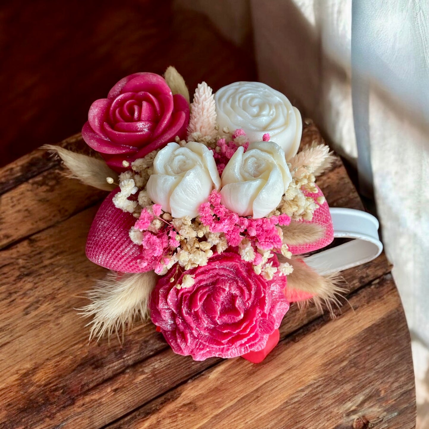 Charme Rustique en Fleurs rouge et blanc