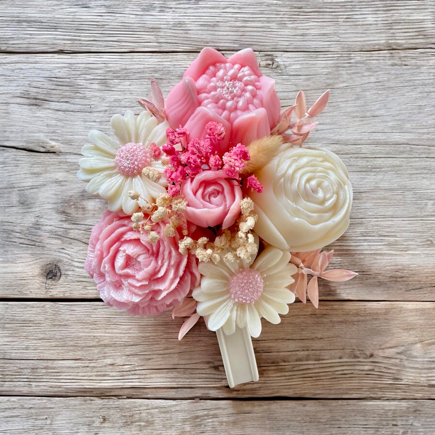 Charme Rustique en Fleurs rose poudré