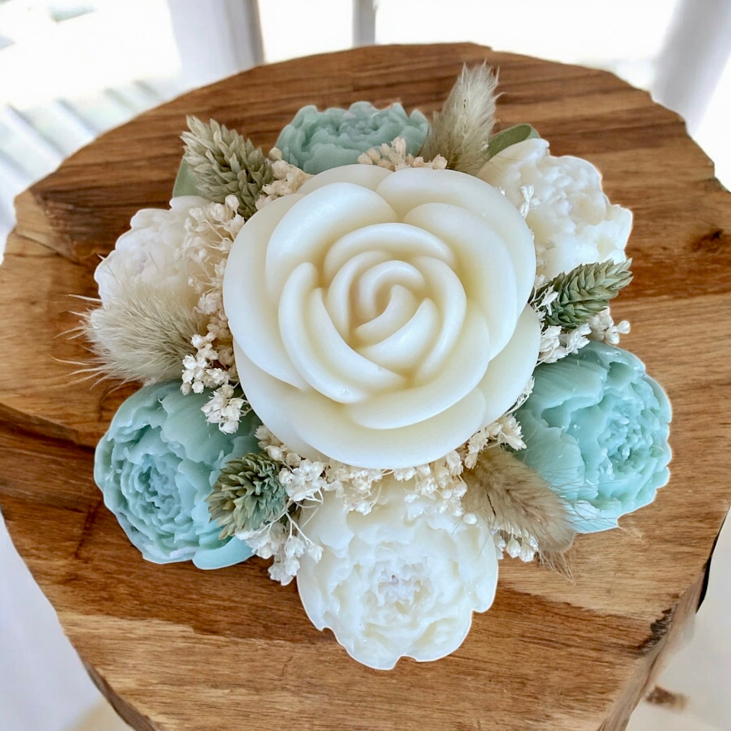 Mini Bouquet “Épure Naturelle” / Taille du bouquet : environ 12-13 cm