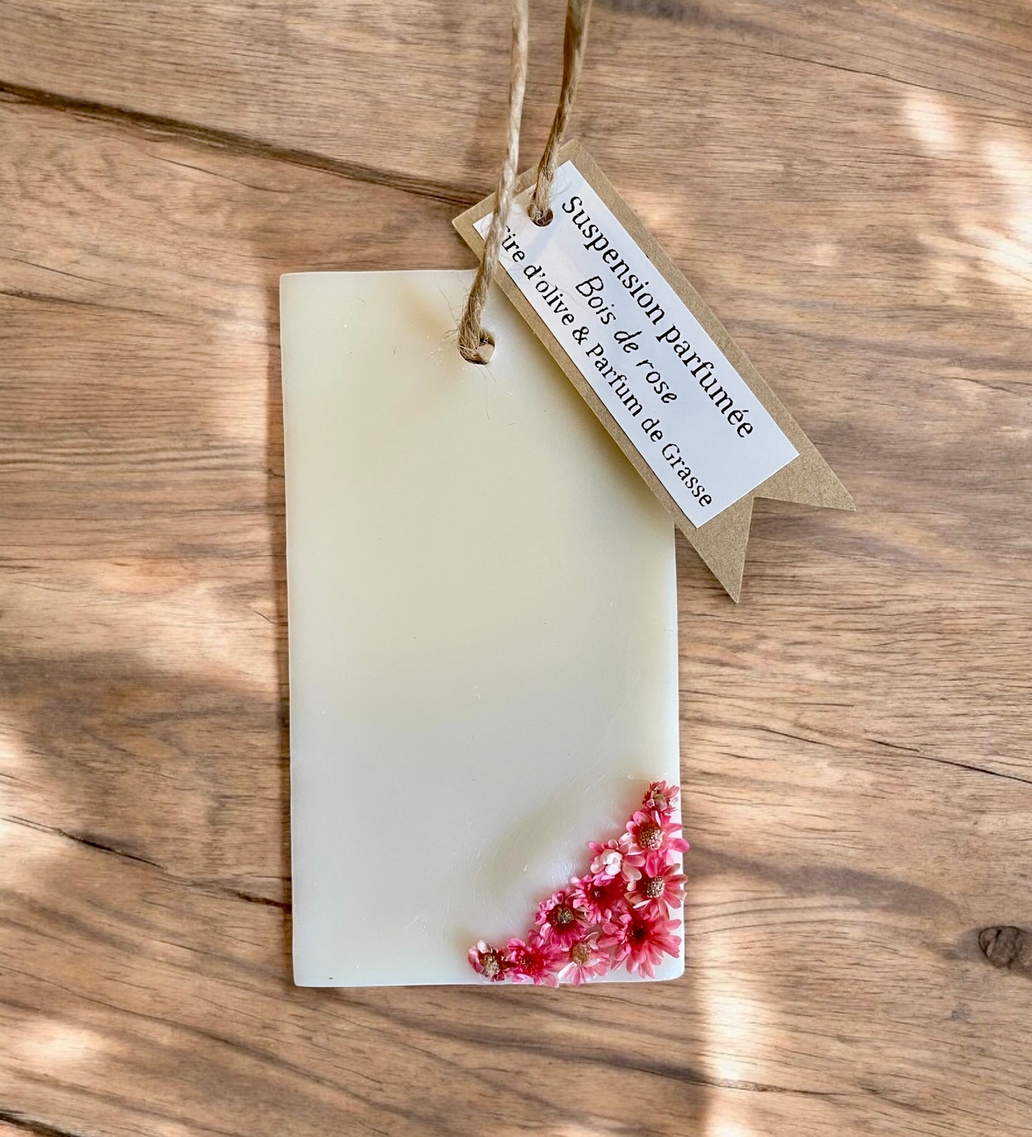 Suspension parfumée marguerite rose (Parfum au choix)