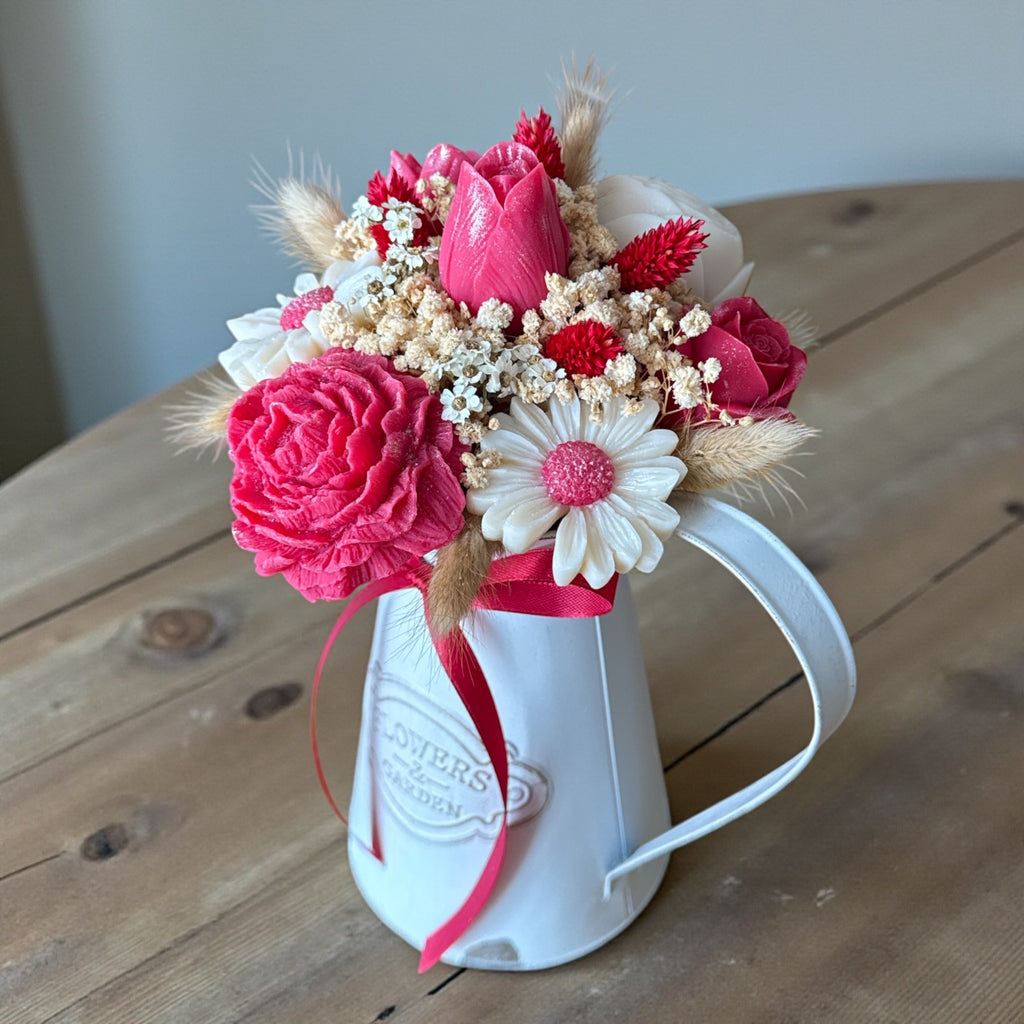 Bouquet Vintage en Pichet (Rouge passion et Blanc)