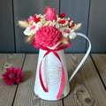 Bouquet Vintage en Pichet (Rouge passion et Blanc)
