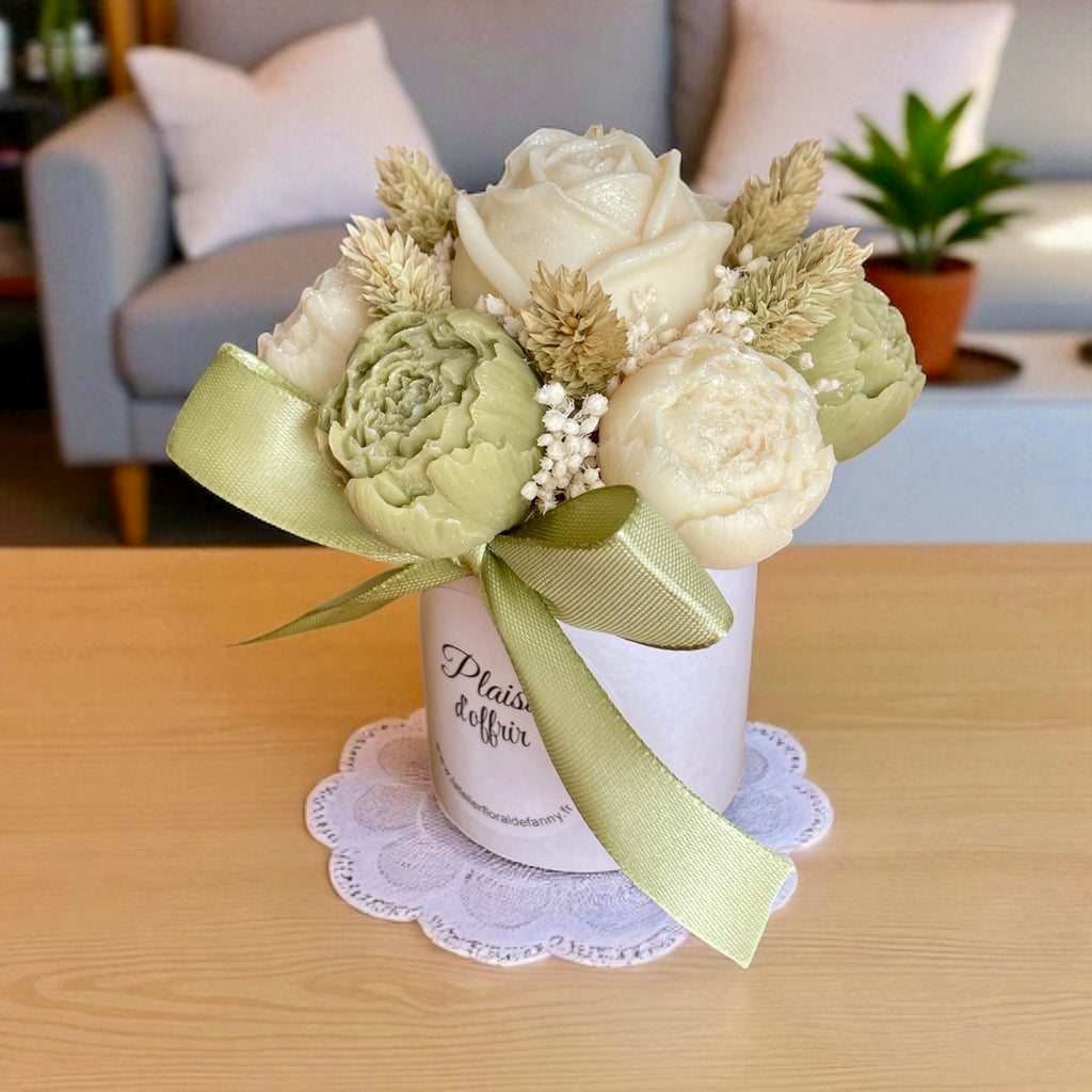 Mini Bouquet “L’Olivier Blanc” / Taille du bouquet : environ 12-13 cm