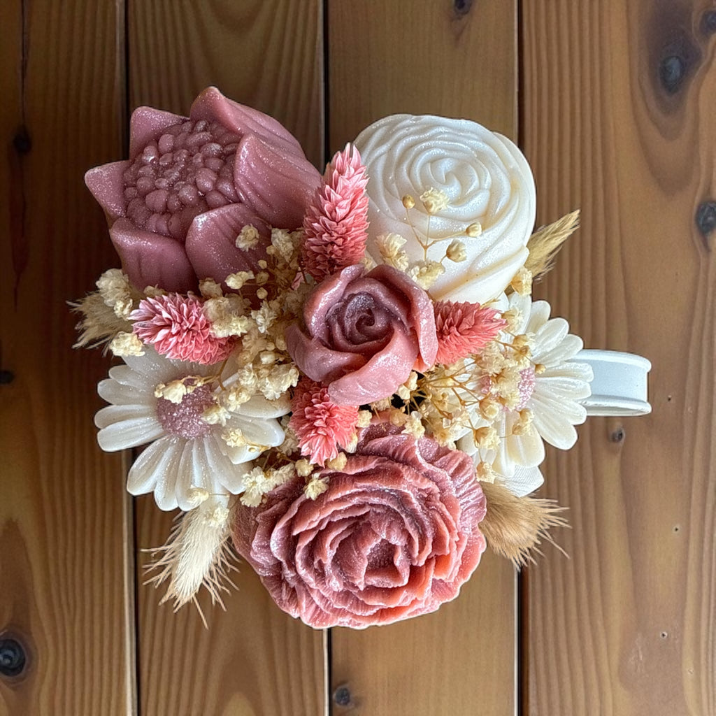 Charme Rustique en Fleurs rose terre cuite et blanc