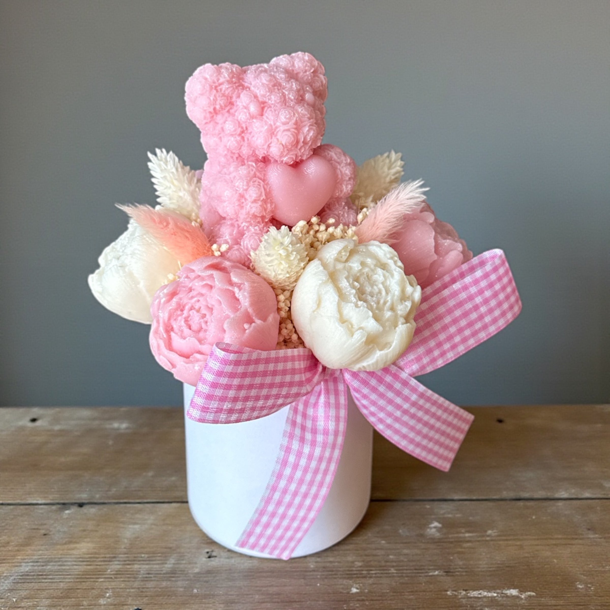 Mini Bouquet “Petit Ourson” – Taille : environ 12-13 cm