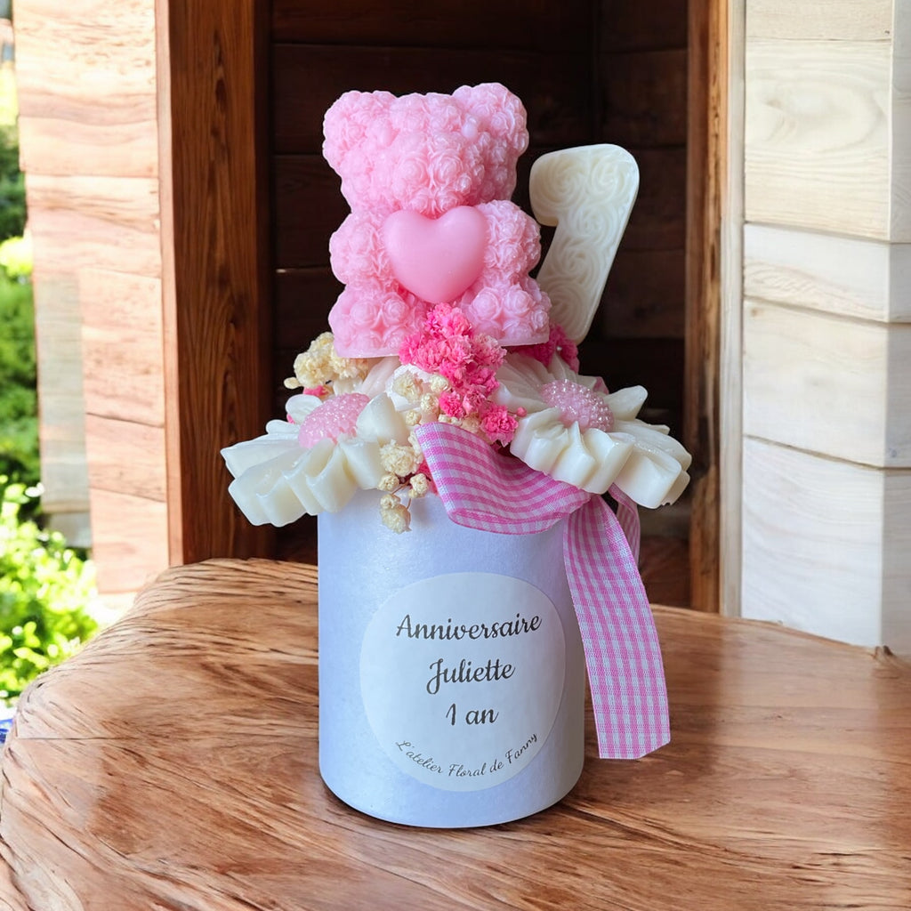 Mini Bouquet “Anniversaire Fleuri” – Taille : environ 12-13 cm