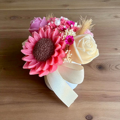 Mini Bouquet “Pep’s & Pétales”/ Taille du bouquet : environ 12-13 cm