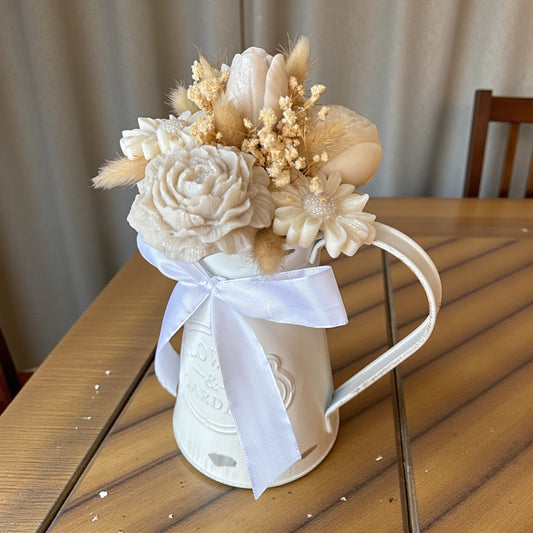 Charme Rustique en Fleurs beige et blanc