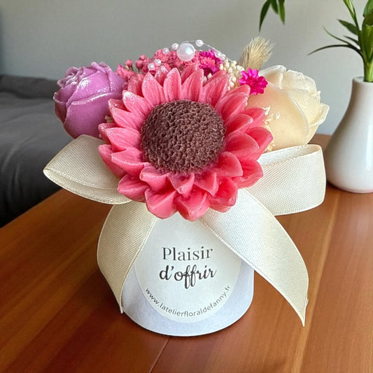 Mini Bouquet “Pep’s & Pétales”/ Taille du bouquet : environ 12-13 cm