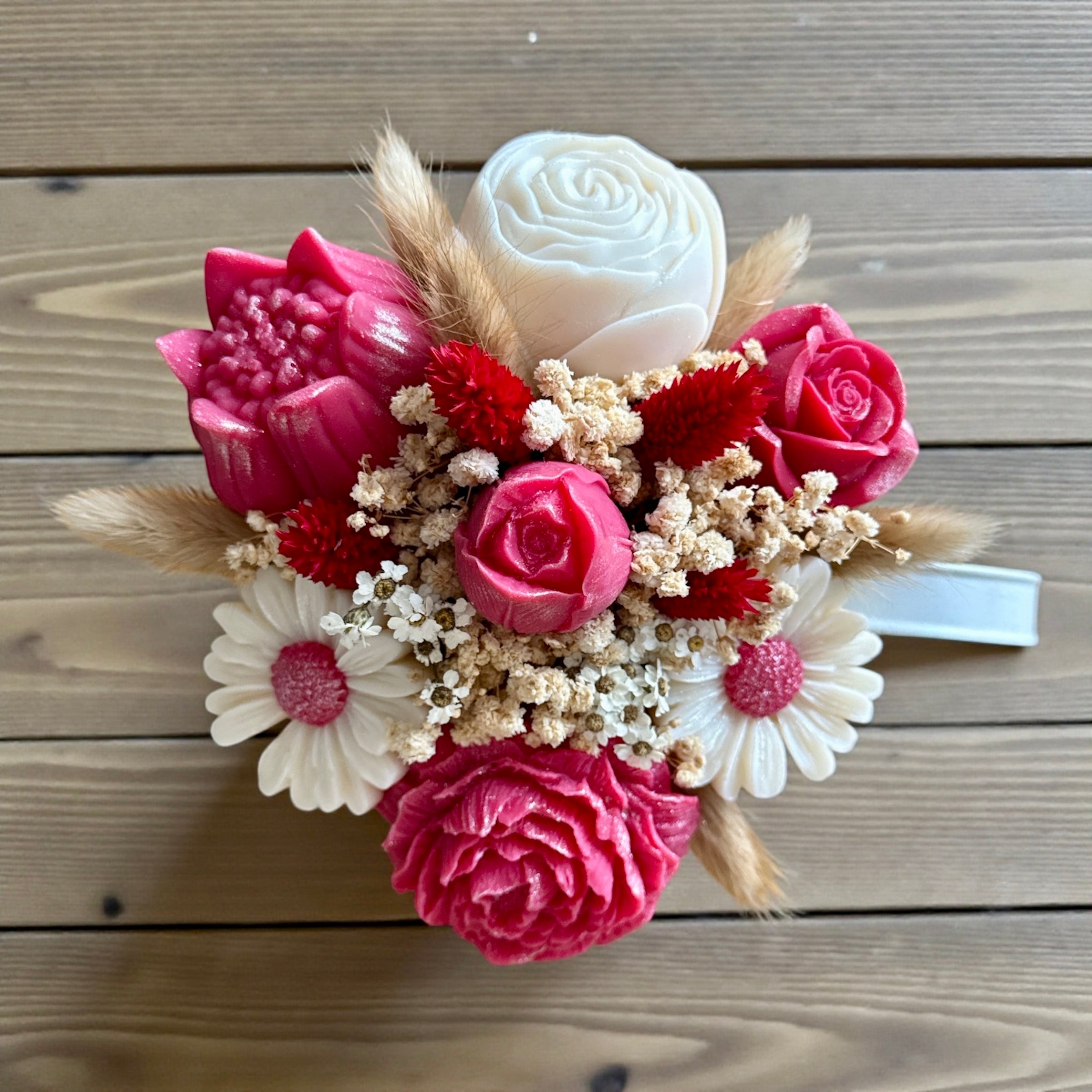 Bouquet Vintage en Pichet (Rouge passion et Blanc)