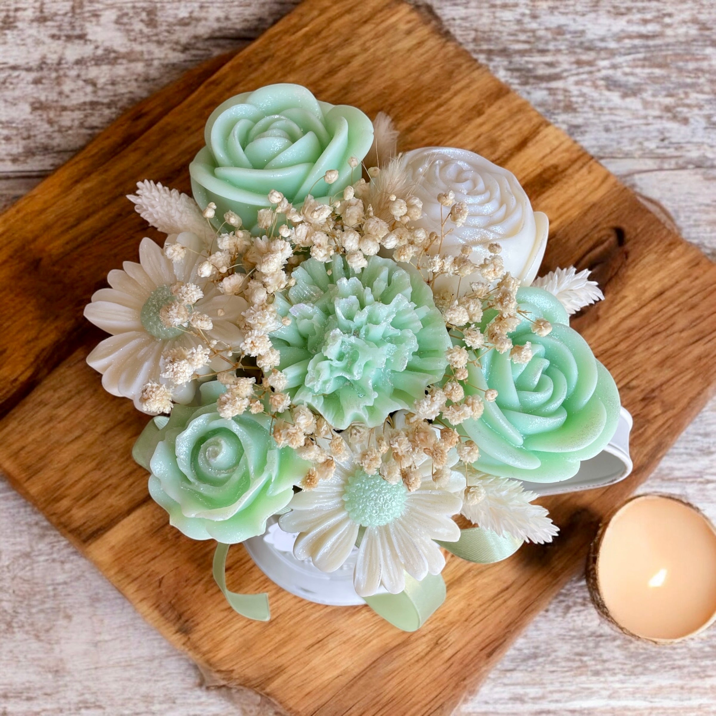 Charme Rustique en Fleurs vert pastel