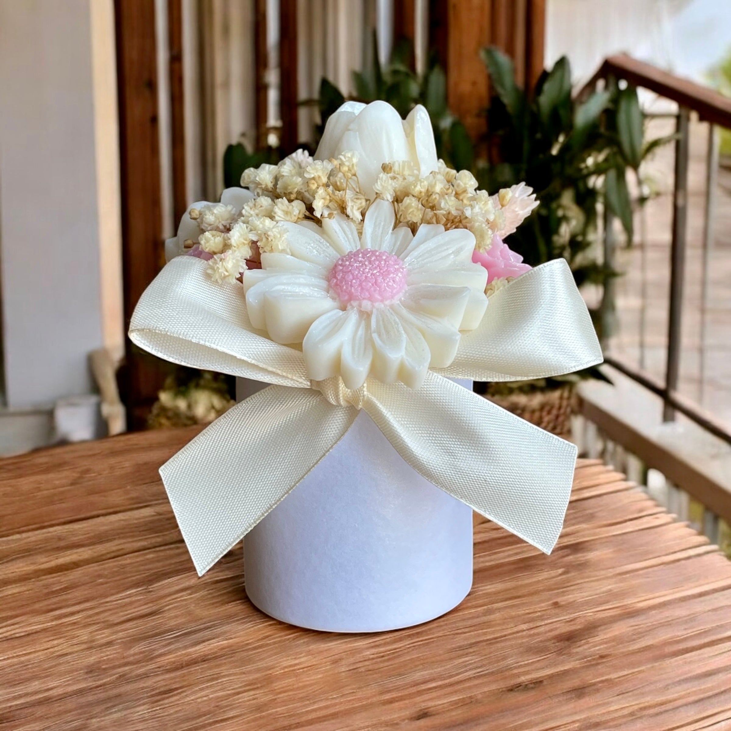 Mini Bouquet “Poésie Florale Rose” / Taille du bouquet : environ 12-13 cm